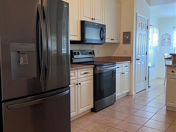 3rd image of 19430 NW 164th Rd