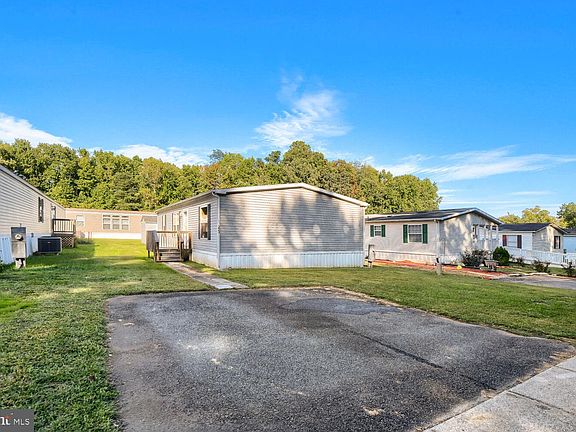 2nd image of 223 Forest Green Rd