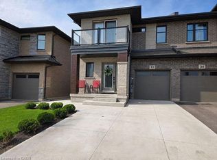 32 Jayla Ln, Smithville, ON L0R2A0