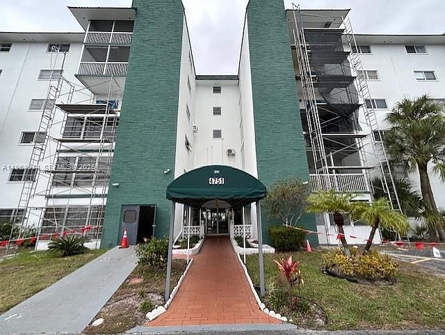 1st image of 4751 NW 21st St APT 114