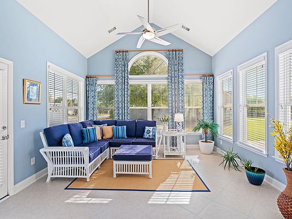 4th image of 3907 Bay Pines Ct.