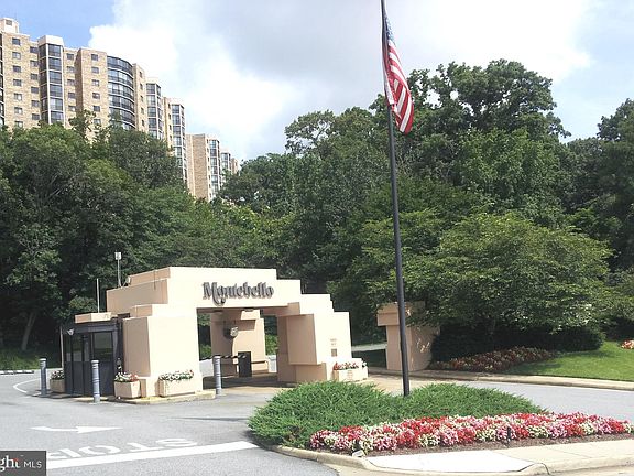 3rd image of 5901 Mount Eagle Dr APT 916