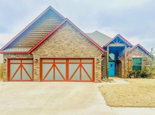 11200 Fairways Ave, Yukon, OK 73099