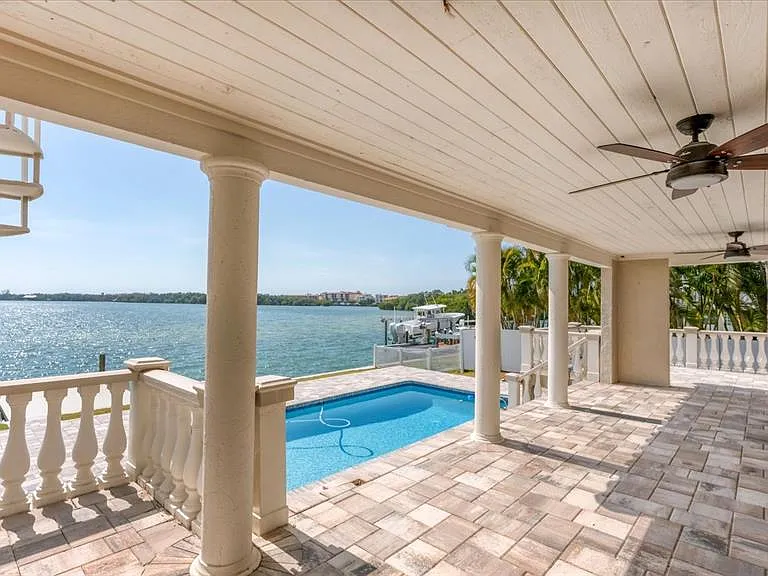 120 Sands Point Dr — Photo 36