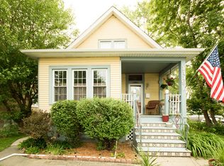 1119 Dodge Ave, Evanston, IL 60202
