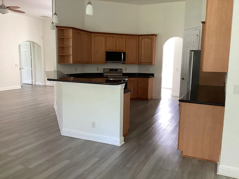 17119 Alexander Run — Photo 5