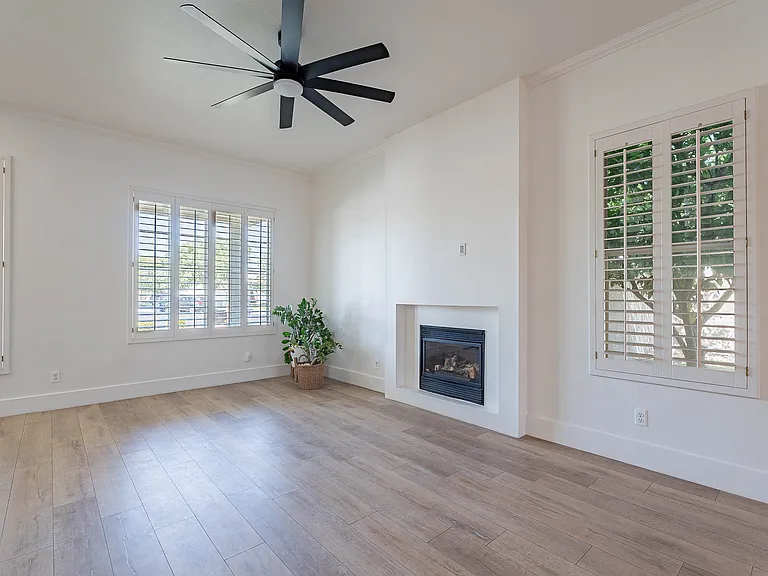 2956 S Birch Ct — Photo 15