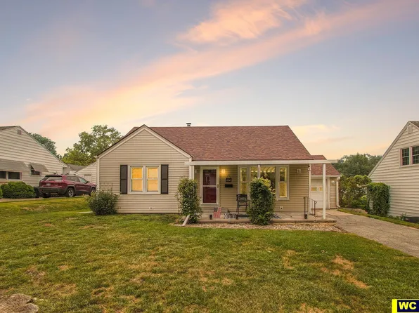 2242 Lincoln St, Blair, NE 68008