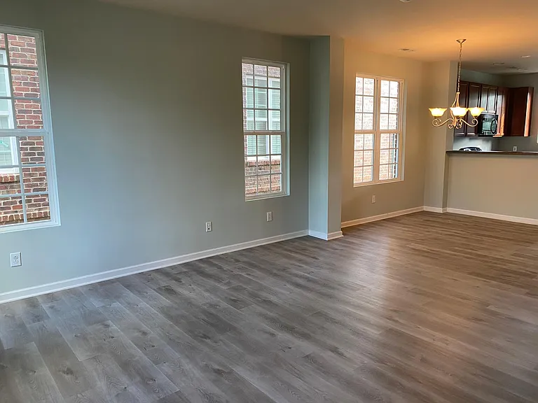 9529 Longstone Ln — Photo 3