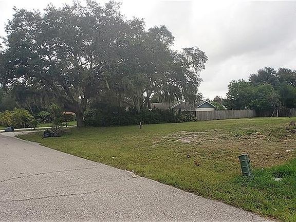 2nd image of 3112 39th Ave W