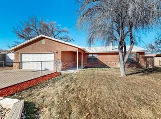 1235 Pearl Ct, Bosque Farms, NM 87068