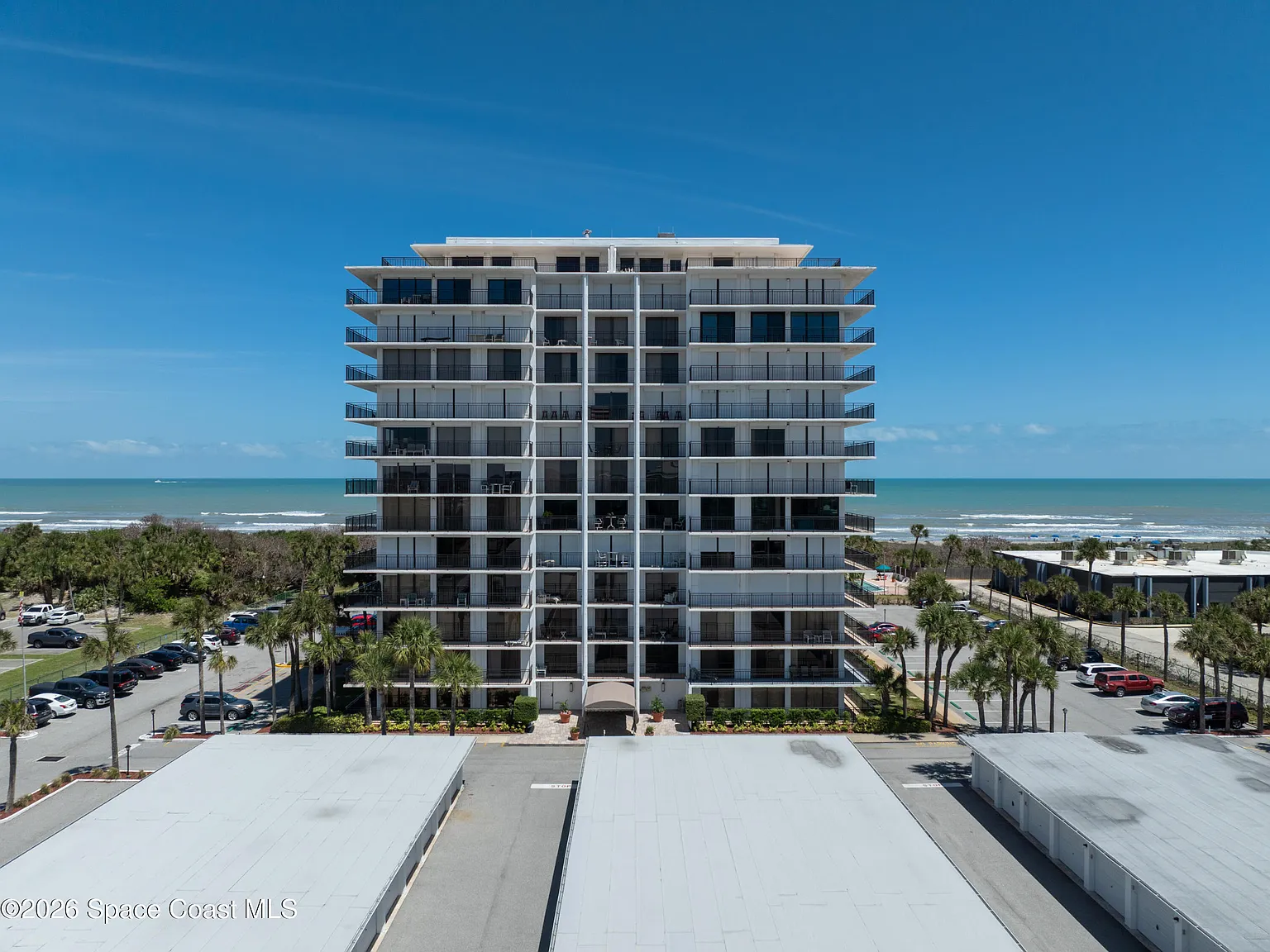 2 bed, 2.0 bath, 1400 sqft, $5,000 — Photo 1