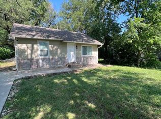 1919 SE Michigan Ave, Topeka, KS 66607