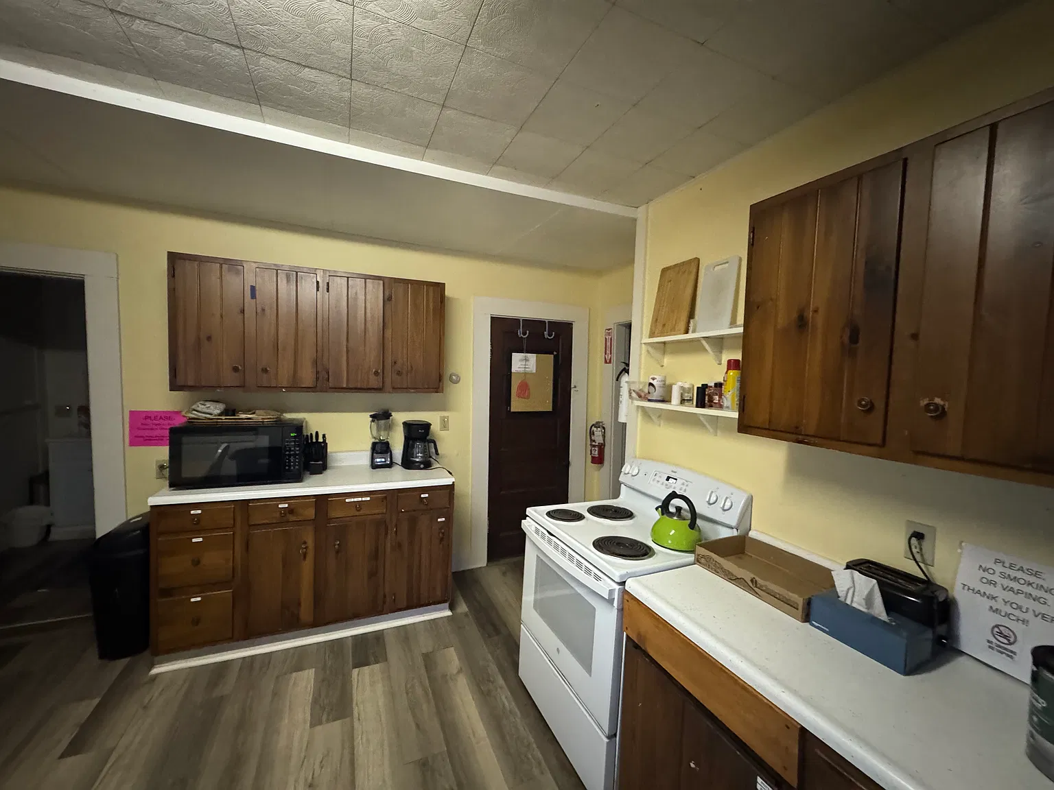 6 bed, 2287 sqft, $1,350 — Photo 3