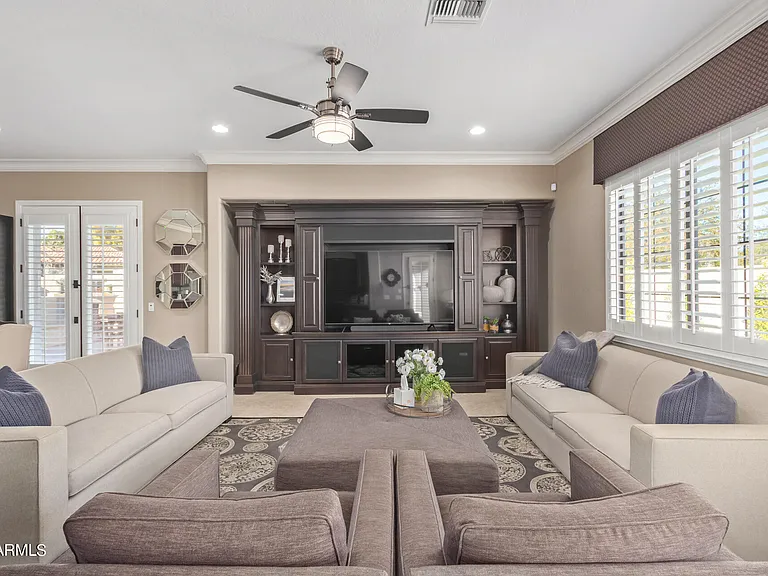 885 W Palo Brea Dr — Photo 16