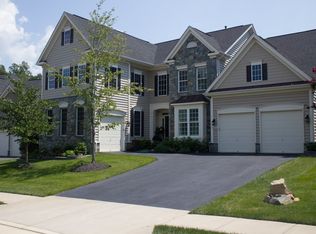 42409 Moreland Point Ct, Ashburn, VA 20148