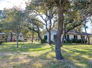 1374 Bego Rd, Goliad, TX 77963