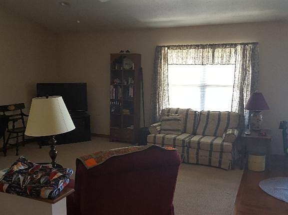 5th image of 291 Eastview Pkwy