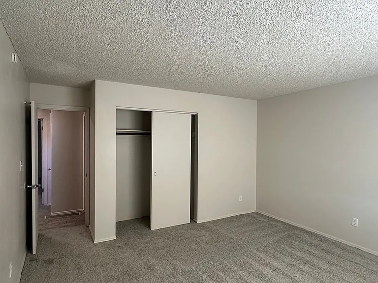 1704-1714 SW 58th Ave — Photo 10