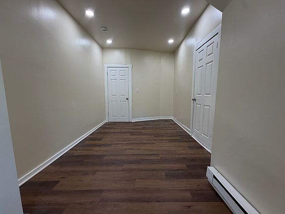 5th image of 194 Seymour Ave Floor 3