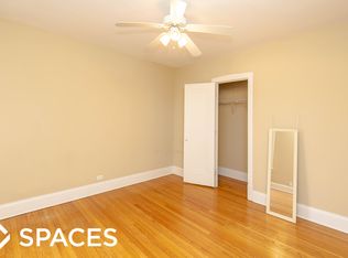 1513 1/2 Hinman Ave APT 2E, Evanston, IL 60201
