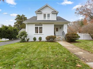 336 Jackman Ave, Fairfield, CT 06825