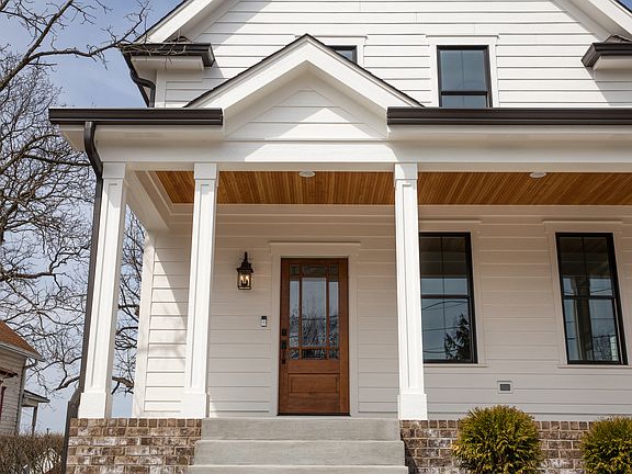 3rd image of 9852 W 144th Pl