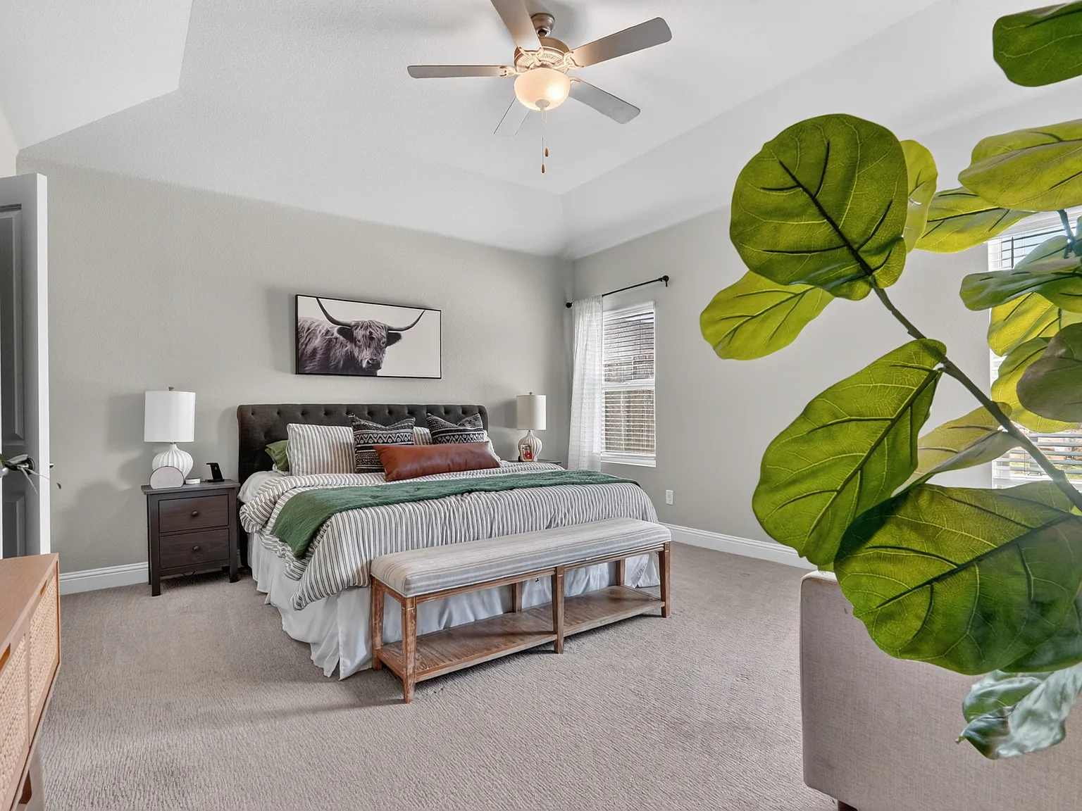 4 bed, 3.5 bath, 3100 sqft, $2,795 — Photo 4