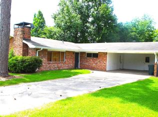 1525 Sarah Dr, Lake Charles, LA 70605