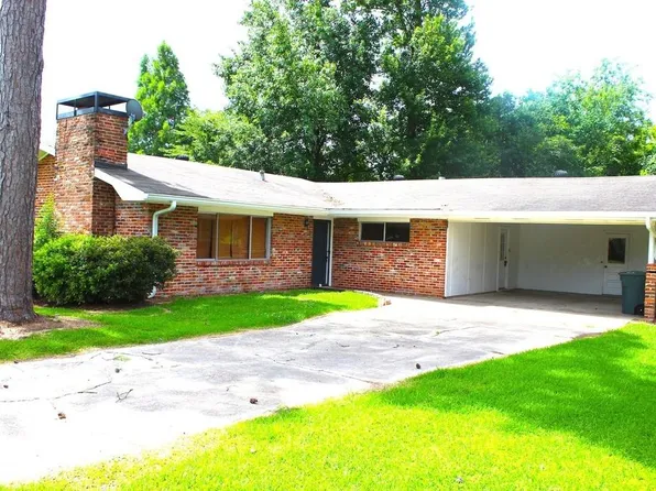 1525 Sarah Dr, Lake Charles, LA 70605