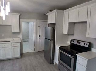 198 4th Ave #1, Woonsocket, RI 02895