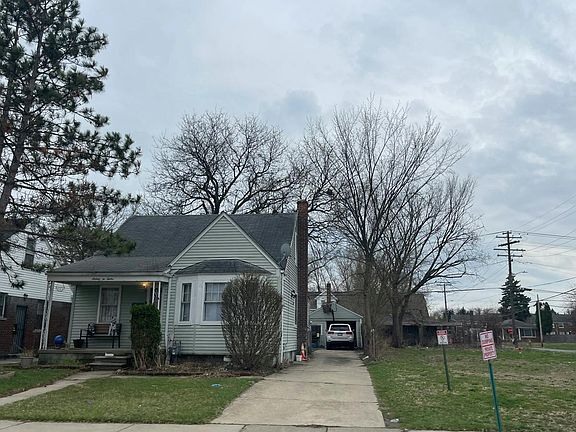 2nd image of 16212 Lappin St