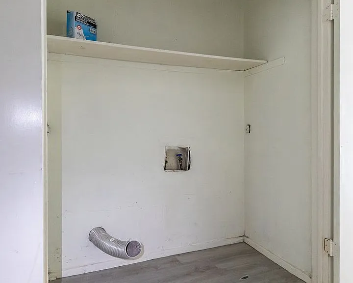4925 Greenslope Dr — Photo 17