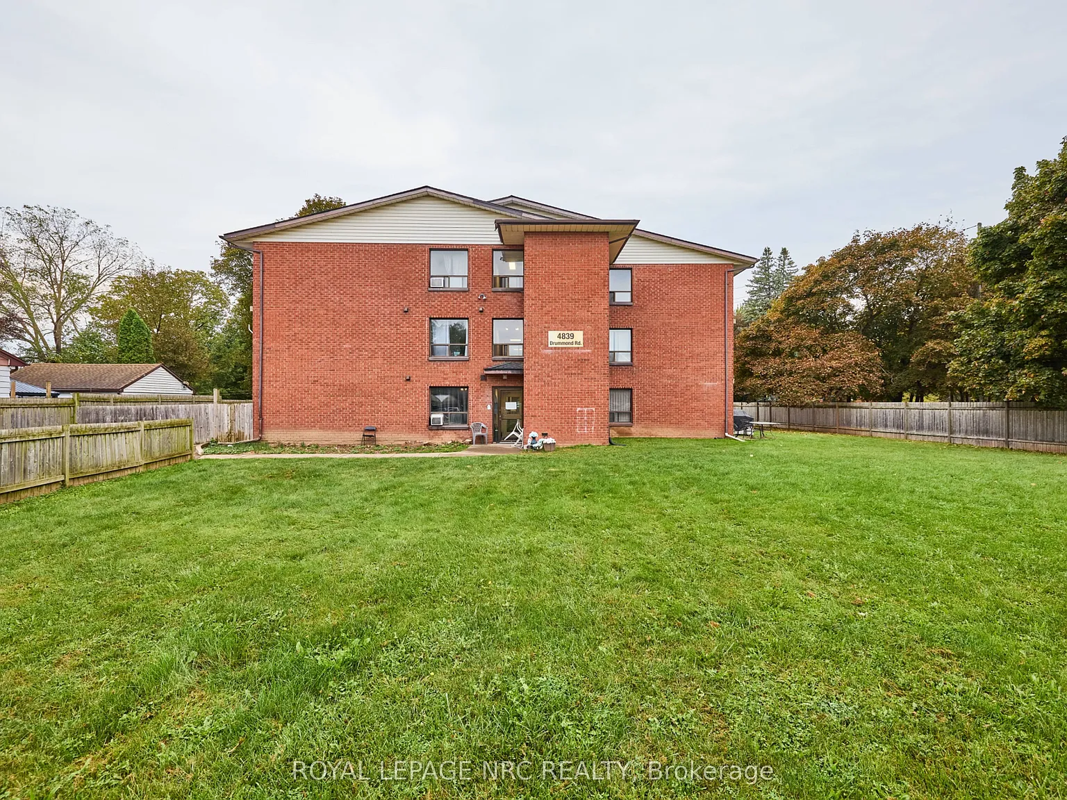 2 bed, $1,645 — Photo 3