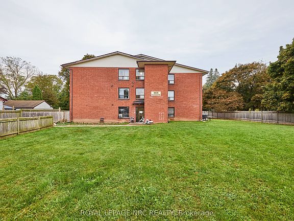 3rd image of 4839 Drummond Rd #11