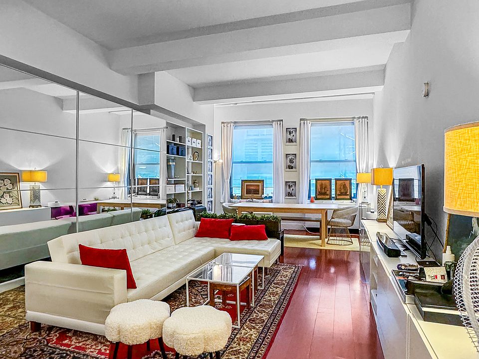 1st image of 80 John St APT 10D