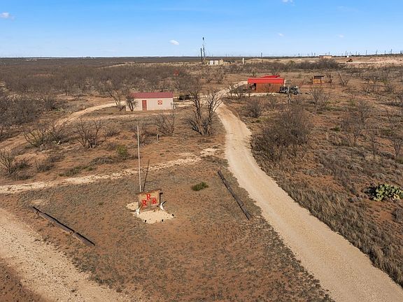 2nd image of 829 Ranch Road 33