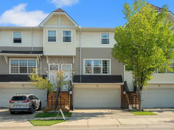 254 SW Tuscany Springs Blvd NW, Calgary, AB T3L 2R6