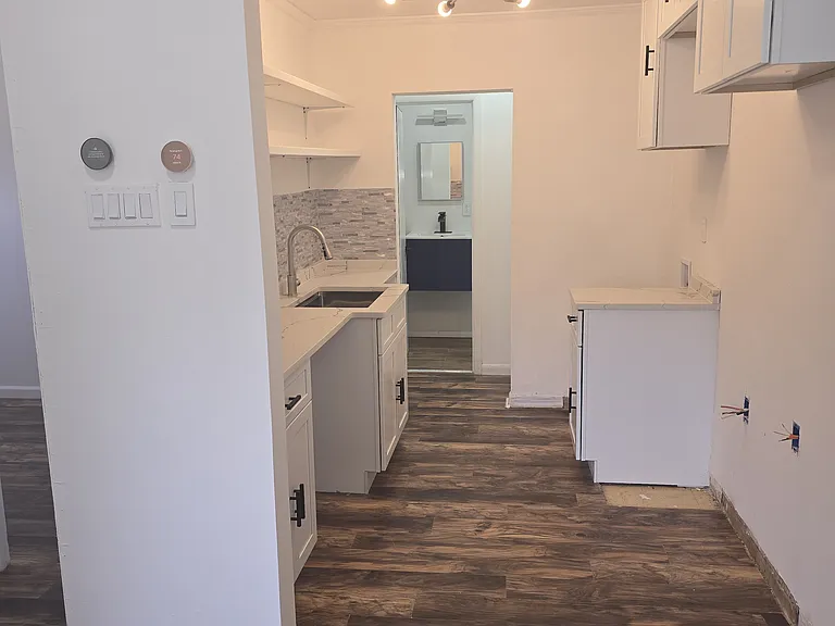 736 Westfield Ave #2 — Photo 3