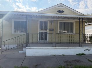 23735 Tuscany Ave, Eastpointe, MI 48021