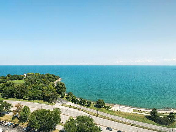 2nd image of 5532 S South Shore Dr #19DE