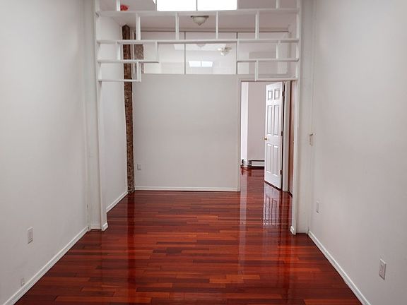 5th image of 303 Throop Ave APT 3R