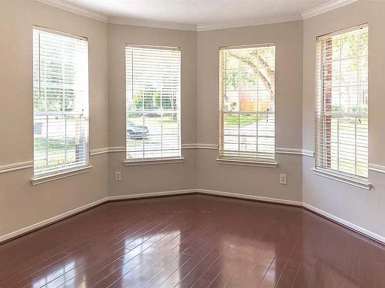 15411 Seminole Canyon Dr — Photo 12