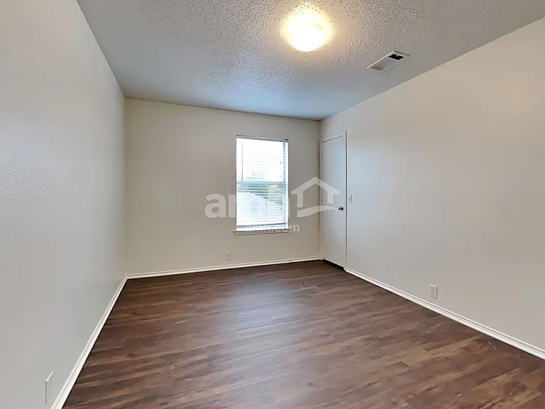 1523 Wavecrest Dr — Photo 19