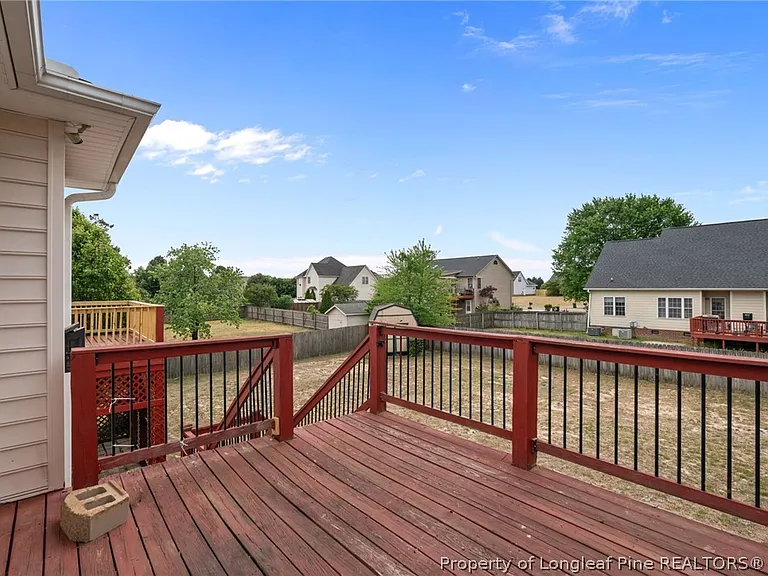 109 Canyon Ct — Photo 35