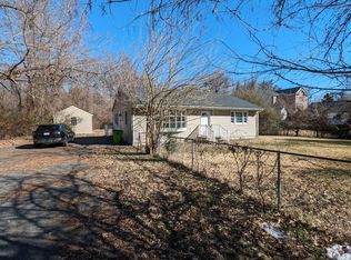 18929 Fuller Heights Rd, Triangle, VA 22172