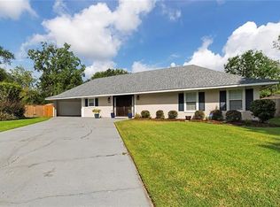 9624 Justin Pl, River Ridge, LA 70123