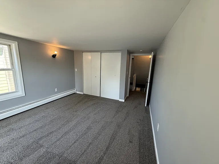 116 E 2nd St — Photo 10