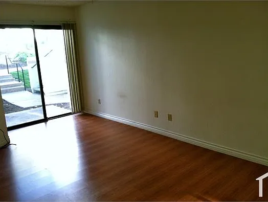 9459 Fairgrove Ln #101 — Photo 10