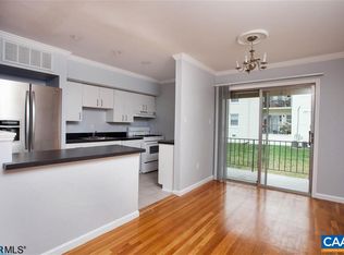 2422 Barracks Pl APT 3, Charlottesville, VA 22901